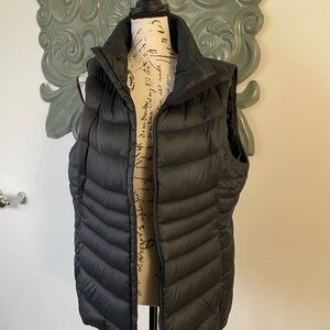 Women’s North Face Puffer Vest